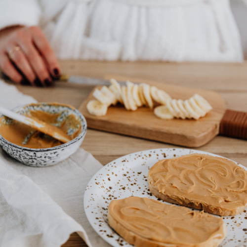 تاثیر کره مغزیجات بر کنترل قند خون: فواید، شواهد علمی و نکات کلیدی برای مصرف